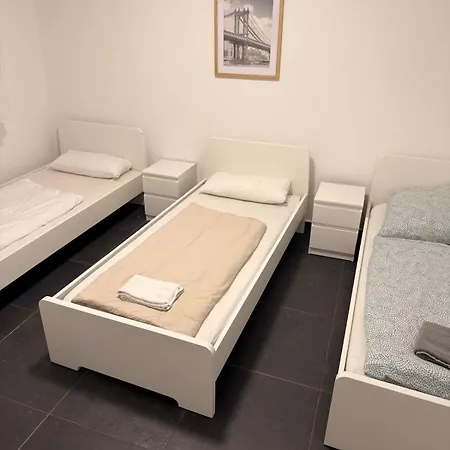 Monteur-&businesshaus, 5 Schlafzimmer