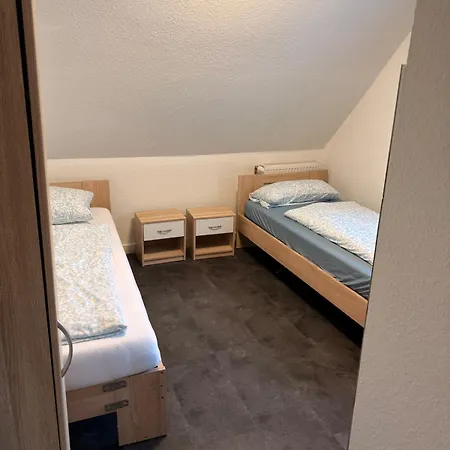 Monteur-&businesshaus, 5 Schlafzimmer Apartment