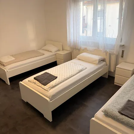 Monteur-&businesshaus, 5 Schlafzimmer