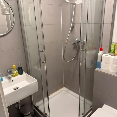 Monteur-&businesshaus, 5 Schlafzimmer